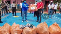 Ojek dan Becak Belakangpadang Dapat Bantuan Masker