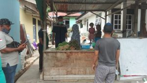 Kampanye Blusukan Pasangan Terkabul Pada Dua RT di Kelurahan Kaimana Kota