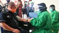 Usai Divaksin, Walikota Molen: Semoga Berdampak Positif Pada Sektor Perekonomian