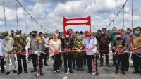Molen Resmikan Jerambah Gantung
