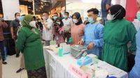 Wali Kota Tanjungpinang Memantau Vaksinasi untuk Pelaku Perbankan dan Pariwisata