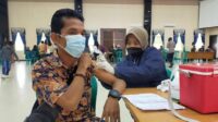 Vaksinasi Bid Humas Presisi Polda Kepri Bersama Awak Media