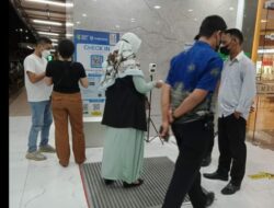 Terkait Penerapan Aplikasi PeduliLindungi, Tim Pemko Batam Sidak Pusat Perbelanjaan