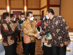 Gubernur Ansar Gantungkan Nasib SDM di Kepri Kepada Para Kepala Sekolah