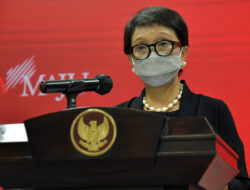 Menlu RI Tegaskan Pentingnya Transformasi Digital Dalam Mendukung Pemulihan Ekonomi Global