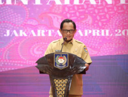 Home Minister Urges District Heads to Continue Health Protocols Campaign, Boost Vaccination