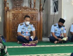 Peringati HUT TNI AU ke-76, Danlanud RSA Pimpin Doa Bersama