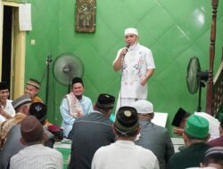 Ulah Wali Kota Molen, Jamaah Dari Salah Satu Masjid Tertua Di Parit Lalang Tertawa Lepas