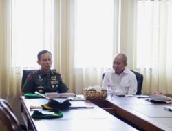 Wali Kota Molen Sambut Kunjungan Kerja Danrem 045/GAYA Diruang Kerjanya