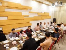 Buka Puasa Bersama Pengurus iSSI dan IKA Unsri Babel, Molen Jadikan Momentum Ramadan Pererat Keakraban