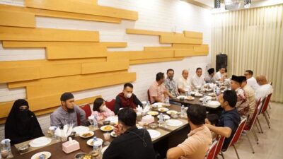 Buka Puasa Bersama Pengurus iSSI dan IKA Unsri Babel, Molen Jadikan Momentum Ramadan Pererat Keakraban