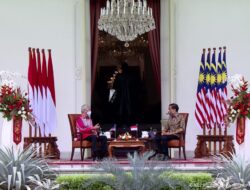 President Jokowi Receives Courtesy Call from Malaysian PM Ismail Sabri Yaakob