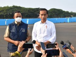 President Jokowi Calls for Careful Measures in Transition to Endemic