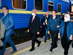 President Jokowi to Visit Kyiv by Train