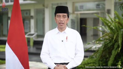 President Jokowi Expresses Condolences Over Passing of Kiai Dimyati Rois