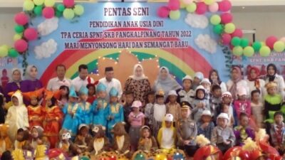 Sukses Dorong Peningkatan Layanan PAUD, Monica Haprinda Terima Penghargaan Wiyata Dharma Pratama dari Mendikbud