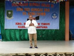 Ketua Komisi I Hadiri Pelepasan Siswa dan Siswi SDN 003 Sungai Ulu