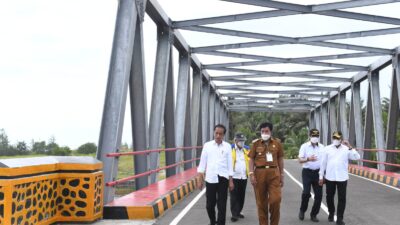 President Jokowi Inspects Infrastructures in W. Nias Regency