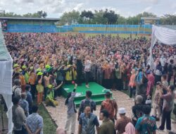 Dihadapan Ribuan Tenaga Honorer, Wali Kota Molen Terangkan Informasi Valid Terkait Isu Penghapusan Tenaga Honorer Di Lingkungan Pemerintahan