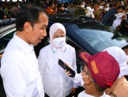 President Jokowi, First Lady Interviewed by Child Journalists in Surabaya