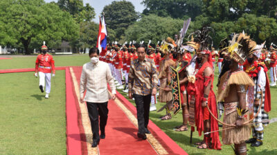 President Jokowi Welcomes President Ferdinand Marcos Jr. at Bogor Palace