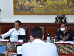President Jokowi Leads Meeting on National Strategic Project Evaluation