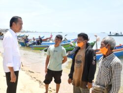Dialog dengan Para Nelayan, Presiden Serap Keluhan Nelayan di Bangka Barat