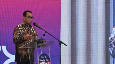 Menhub Dorong Instansi Pemerintah Jadi Role Model Penggunaan Kendaraan Listrik