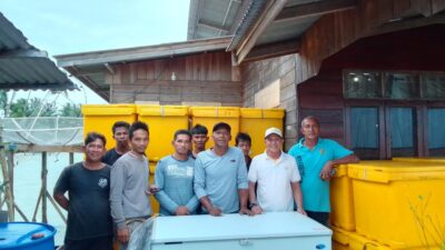 Serap Aspirasi Masyarakat, Hadi Candra Bantu 40 Buah Colbox dan 2 Frezer Untuk Nelayan Natuna