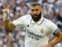 Ancelotti Desak Real Madrid Perpanjang Kontrak Benzema