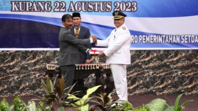 Gubernur VBL Lantik Fahrensy Funay Jadi Penjabat Walikota Kupang