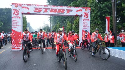 Bupati Surya Ikuti Giat FUN BIKE