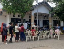 Warga Kelurahan Kelapa Lima Terima Bansos Tahap 4 Di Kota Kupang