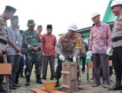 Kapolres Meranti AKBP Kurnia Setyawan SH SIK Peletakan Batu Pertama Pos Bhabinkamtibmas Desa Bokor