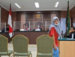 Sidang Tuntutan Kasus Ibu yang Membakar Kos dan Menewaskan Anak Tiri di Baloi Batam Kembali Dihentikan