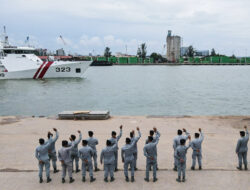 Misi Muhibah Bakamla RI: KN Pulau Dana-323 Berangkat ke Vietnam dan Singapura