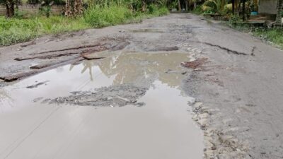Miris!! Jalan Manunggal Air Joman Rusak Berat, Tak Kunjung Diperbaiki Pemerintah