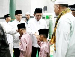 Gubernur Ansar dan Wagub Nyanyang Safari Ramadan di Masjid Nurul Yaqin, Ajak Masyarakat Perbaiki Kualitas Ibadah