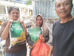 Peduli Sesama, Perwakilan Media Buser Kepri Berikan 50 Paket Sembako kepada Masyarakat