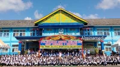 Kedahsyatan Pelepasan Siswa Kelas IX SMPN 1 Bintan Bukti The Smart One M 63