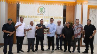 Bamus dan Banggar DPRD DKI Kunker ke DPRD Kota Batam