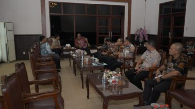 Bupati Terima Kunjungan Pimpinan Perum BULOG Asahan