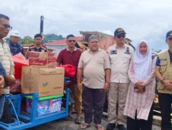 Ketika Api Menyapu Sedanau, Sekda Natuna Hadir Membawa Harapan
