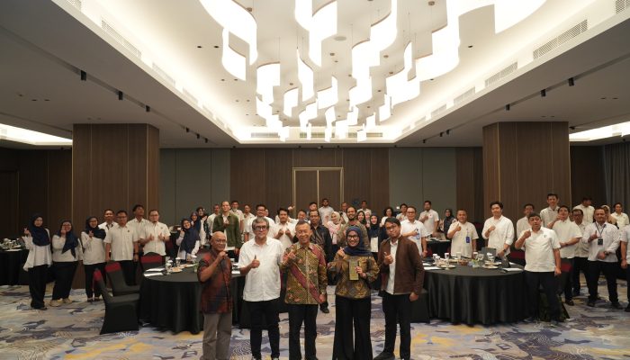 Bimtek Pengelolaan Website, BP Batam Kenalkan Inovasi Permohonan Informasi Melalui Aplikasi B-Care