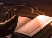 Bacaan Ayat Seribu Dinar Lengkap dengan Terjemahan dan Amalan Doa Rezeki