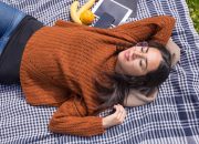 8 Kepribadian Menarik yang Dimiliki Orang yang Bisa Tidur di Mana Saja