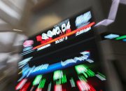 IHSG Diprediksi Naik, Saham ISAT, BREN, dan TOBA Jadi Pilihan Analis