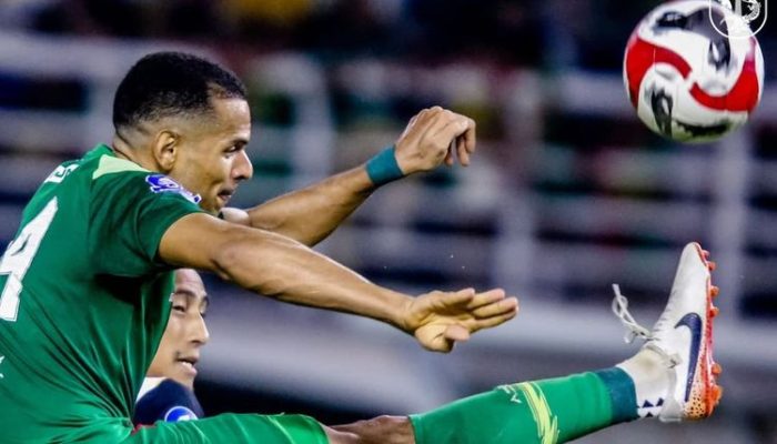 Leo Lelis Bocorkan Strategi Persebaya Hadapi PSBS Biak! Badai Pasifik Siap Selidiki Taktik