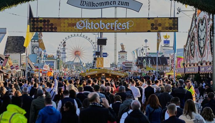 German Economic Outlook Gains Momentum Amid Ongoing Fragility