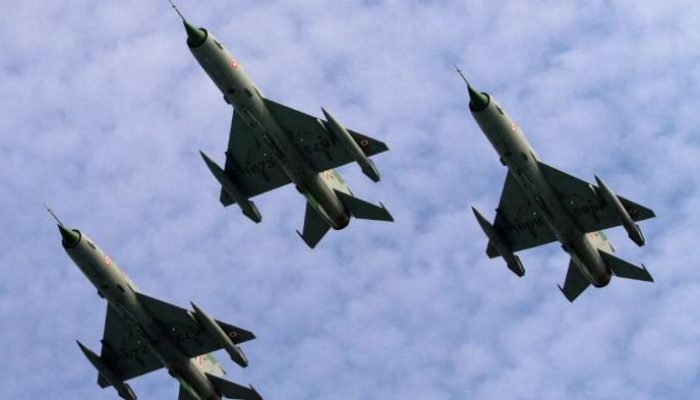 China dan Rusia Mengusir Militer India dari Pangkalan Udara di Negara Mereka